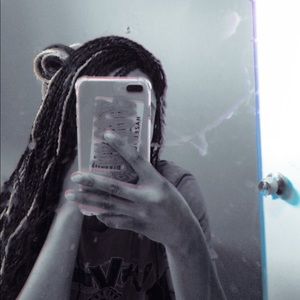 Meet your Posher, Keriyah